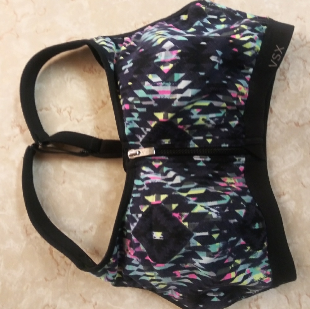 VSX sports bra